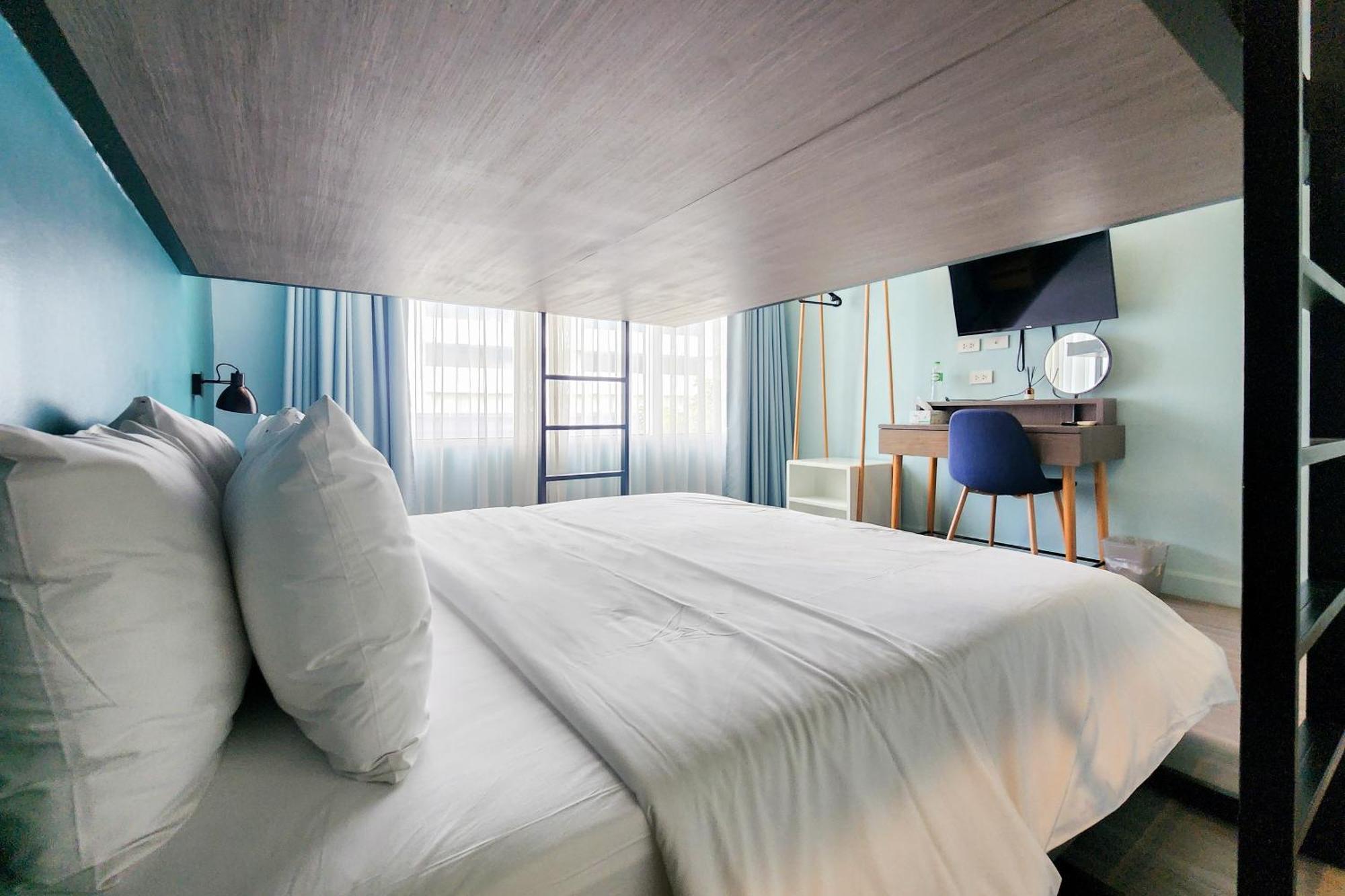 Simply Sleep Hostel Бангкок Экстерьер фото