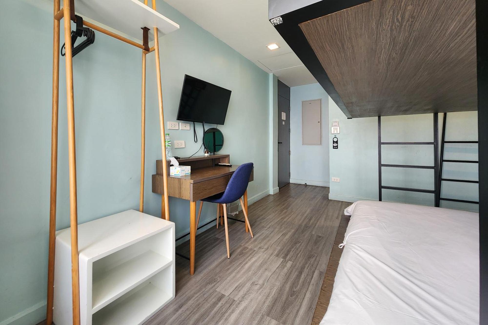 Simply Sleep Hostel Бангкок Экстерьер фото